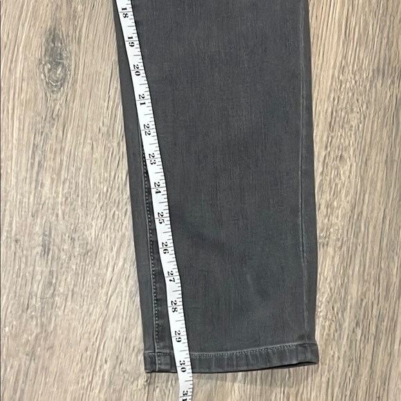 LOFT Gray Skinny Jeans with Slim Fit Dark Size 29 Like New Normcore Coastal Gma - Picture 6 of 8